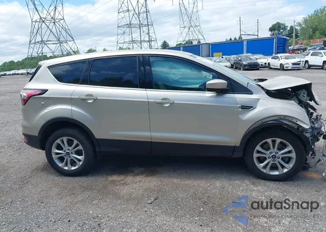 2017 Ford Escape Se z USA, uszkodzony, nr VIN 1FMCU9GD7HUE63249
